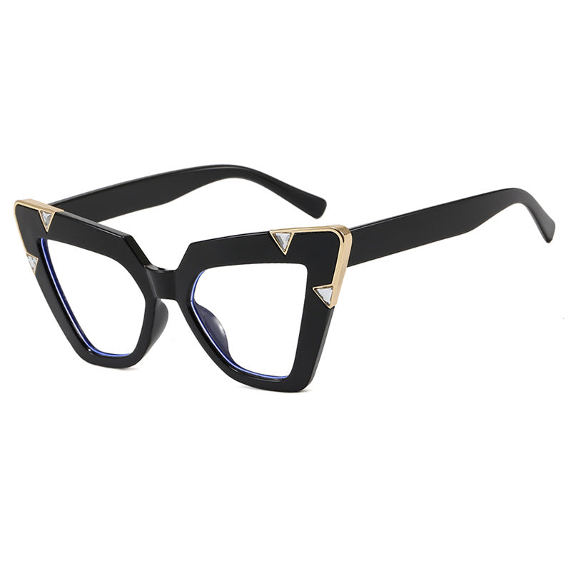 Women's Cat-Eye Sunglasses with Luxurious Design and Protective UV Filter Kalsten