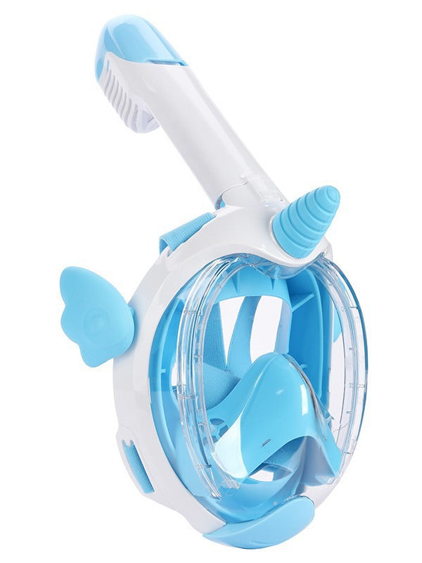 Diving mask with curved field of view and flexible silicone frame Kalsten