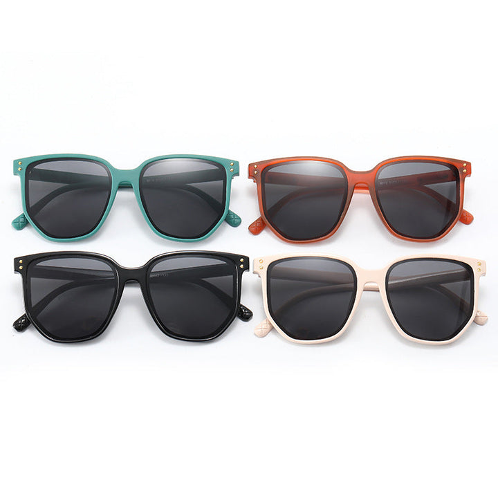 Women's Fashionable Oversized Sunglasses with Sturdy Plastic Frame Kalsten