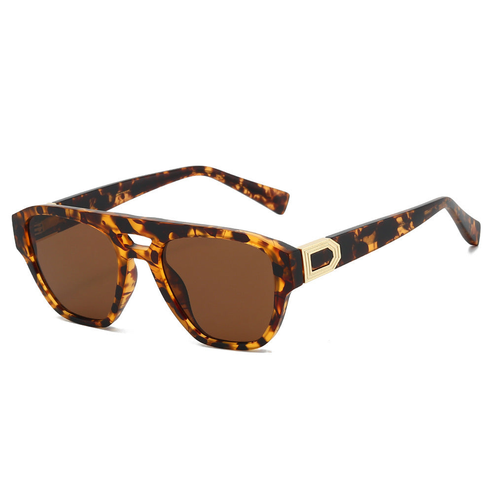 Ladies Designer Sunglasses with modern, angular frame and gradient Kalsten