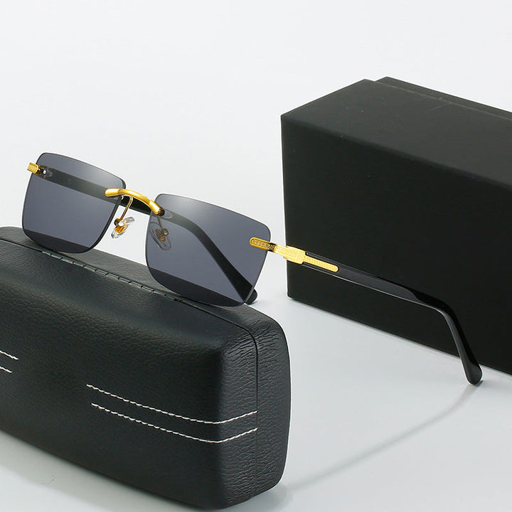 Women's fashionable sunglasses with a stylish, rectangular frame and elegant metal accents Kalsten