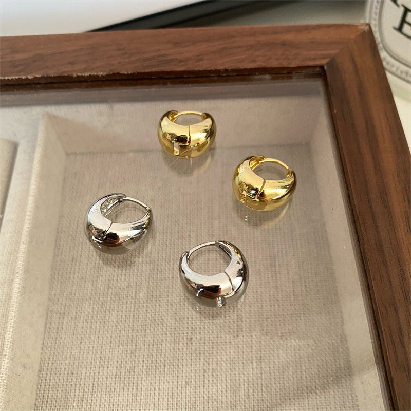 Fashionable Hoops Made of High-Quality Metal Kalsten