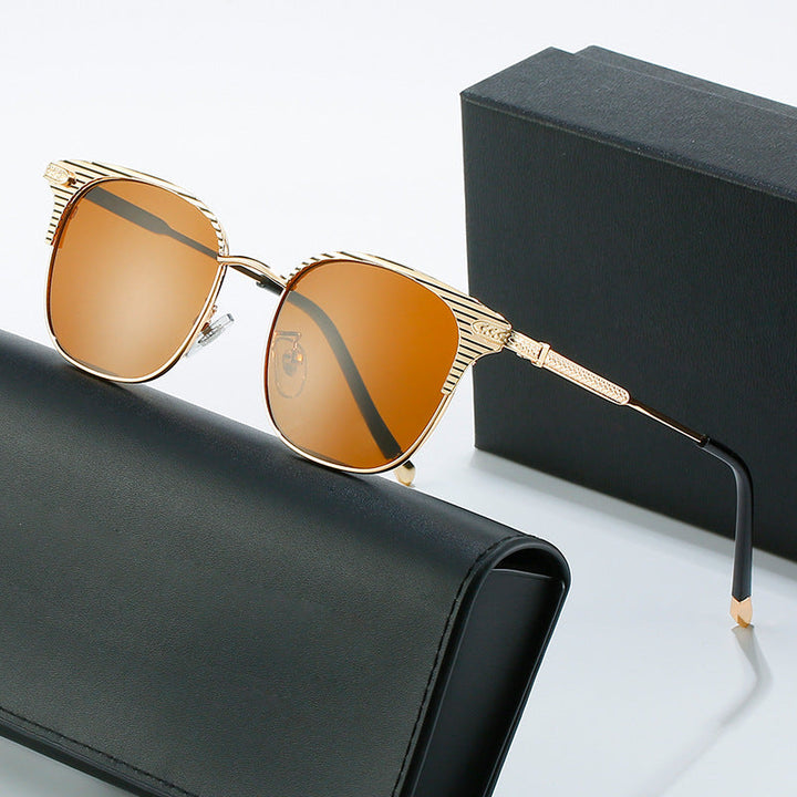 Ladies designer sunglasses with luxurious frame and mirrored lenses Kalsten