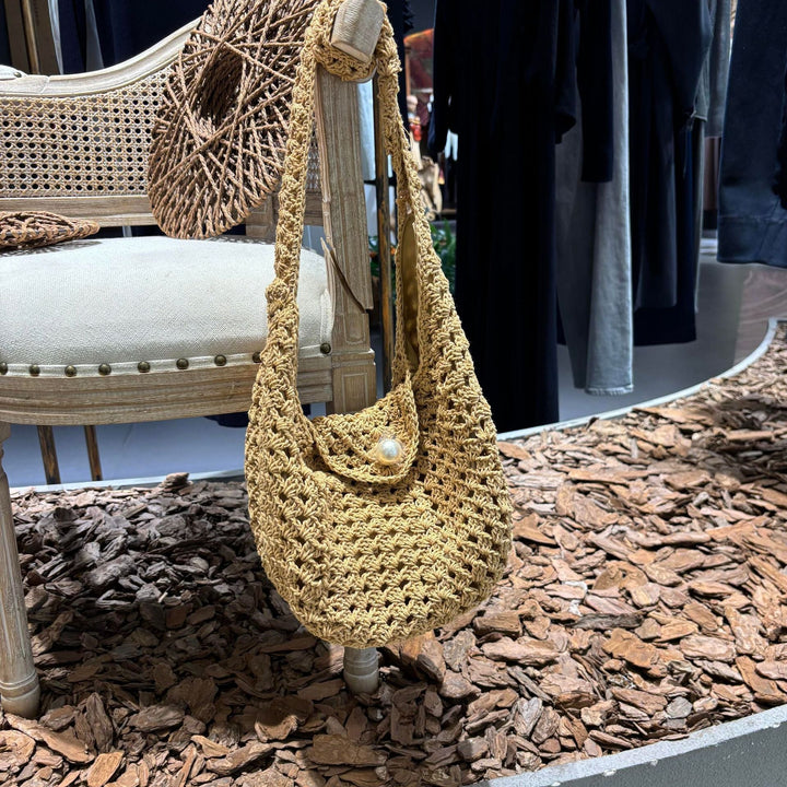Handmade shoulder bag with bead closure Kalsten
