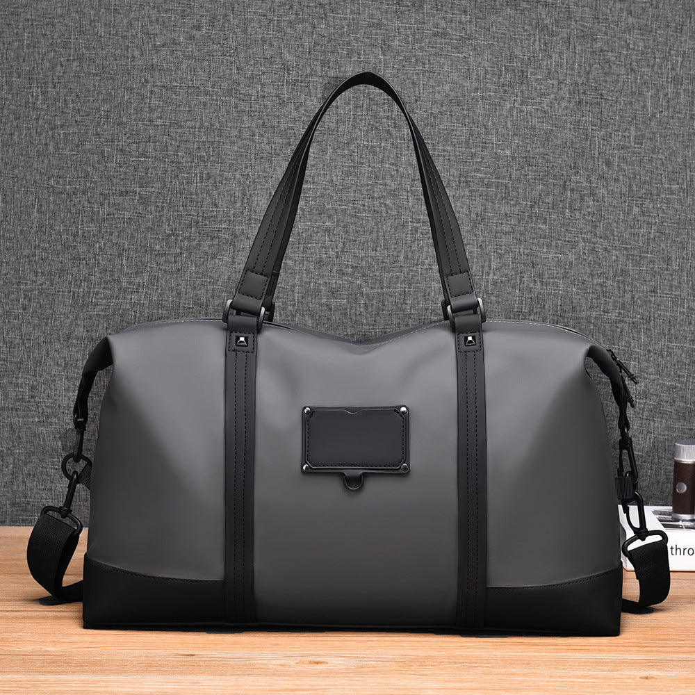 Sporty travel bag with stylish design and sturdy carrying handles Kalsten