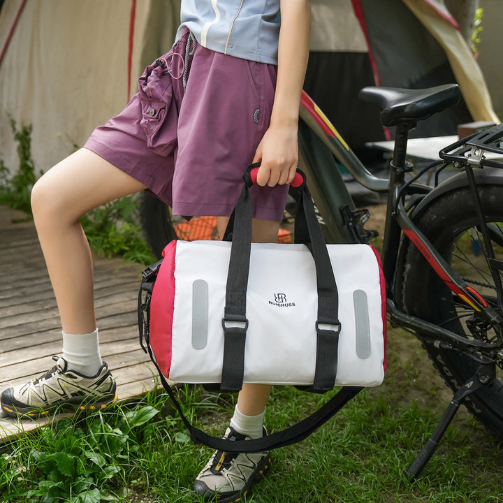 Sporty Fitness Duffel Bag With Reflective Accents Kalsten