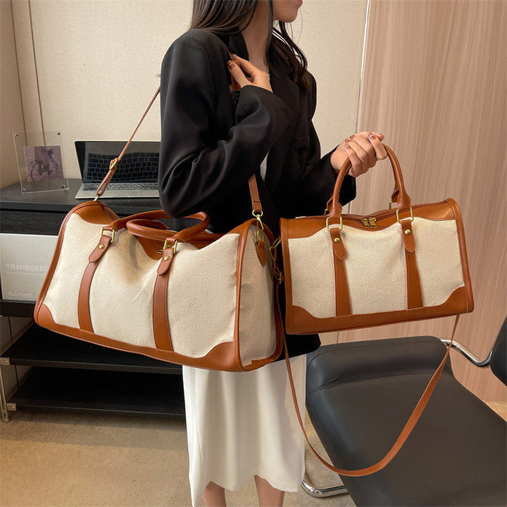 Sporty travel bag with removable shoulder strap Kalsten