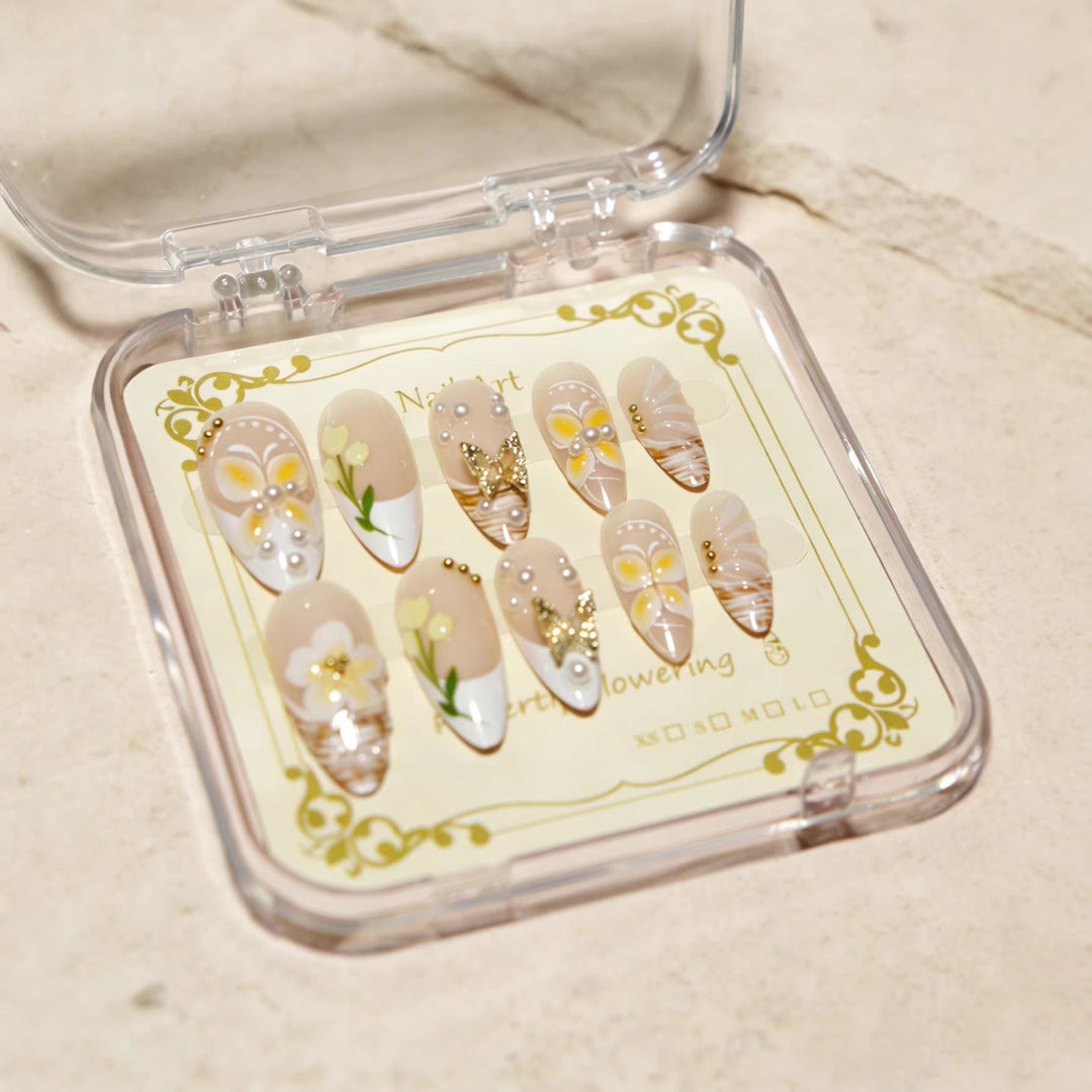 Floral Design Luxury Press-On Nails Kalsten