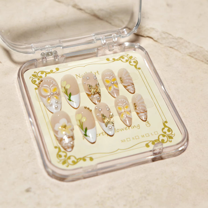 Floral Design Luxury Press-On Nails Kalsten