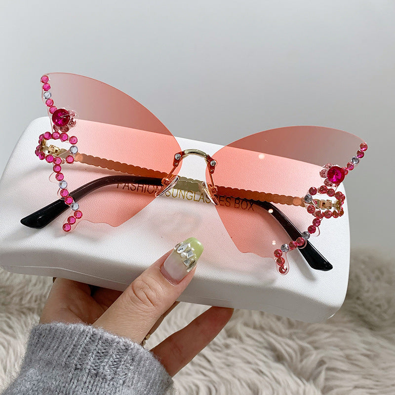 Ladies extravagantly designed sunglasses Kalsten