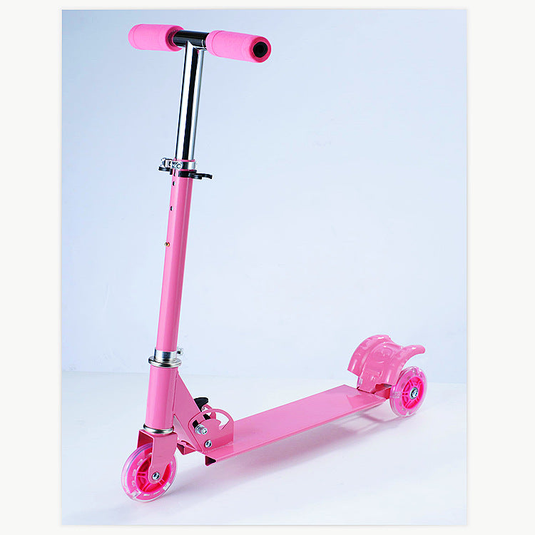 Foldable Kick Scooter with Wide Deck Kalsten