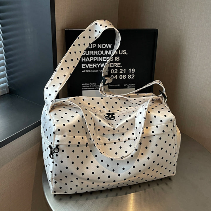 Fashionable sports and travel bag with dotted design Kalsten