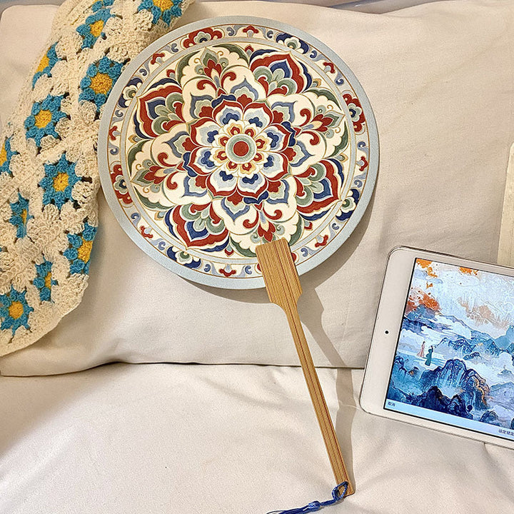 Handmade fan with artistic motif Kalsten