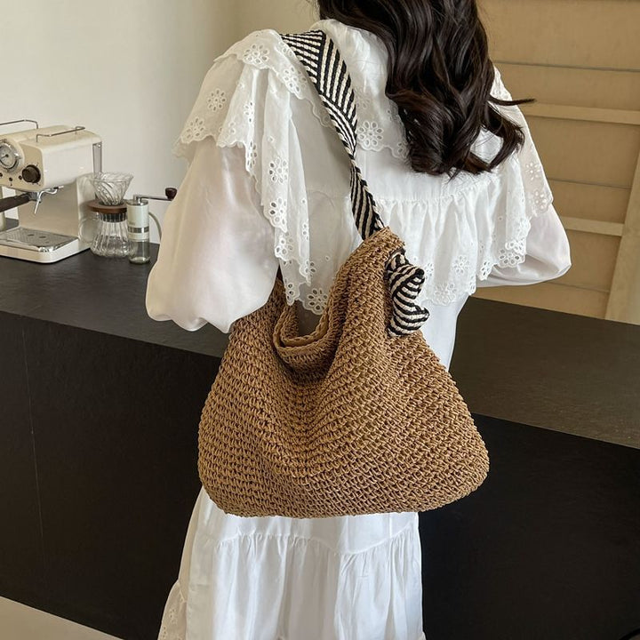 Handcrafted shoulder bag with unique weaving pattern Kalsten