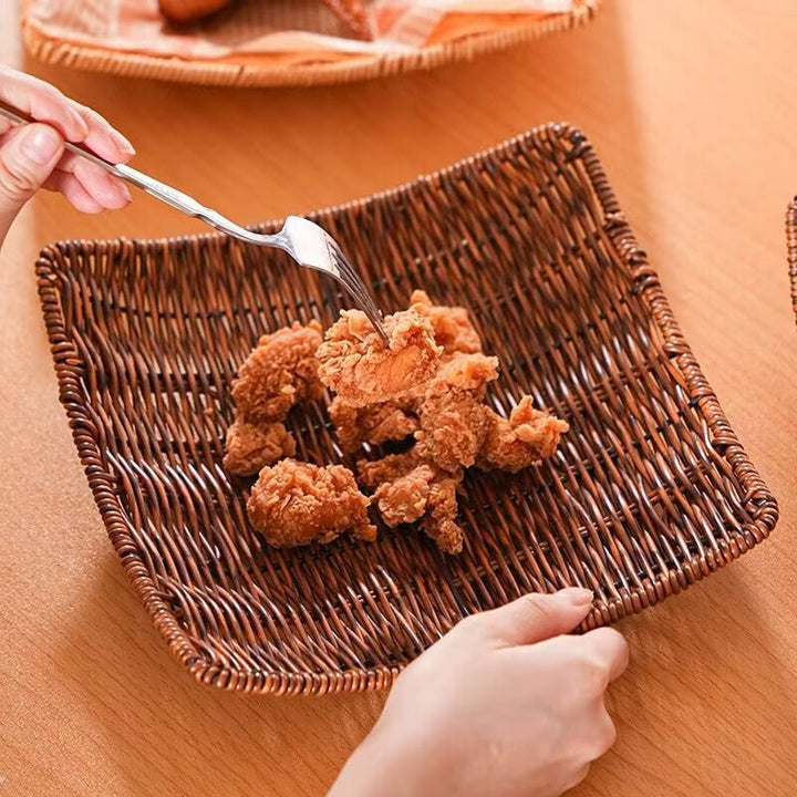 Unisex Elegant Rattan Serving Plate Kalsten