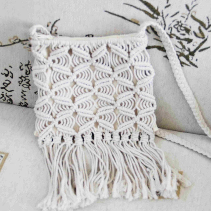 Hand-knotted macrame bag with fringes Kalsten
