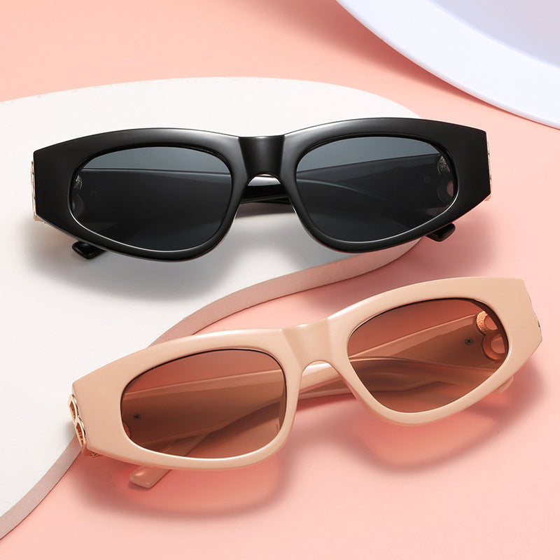 Women Cat-Eye Sunglasses with elegant plastic and luxurious metal details Kalsten