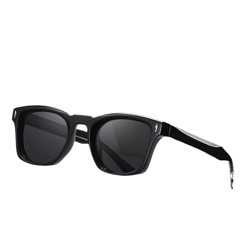 Ladies fashionable sunglasses in elegant tortoiseshell design Kalsten