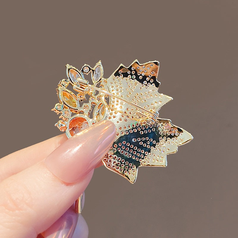Exquisite leaf brooch with sparkling crystals Kalsten