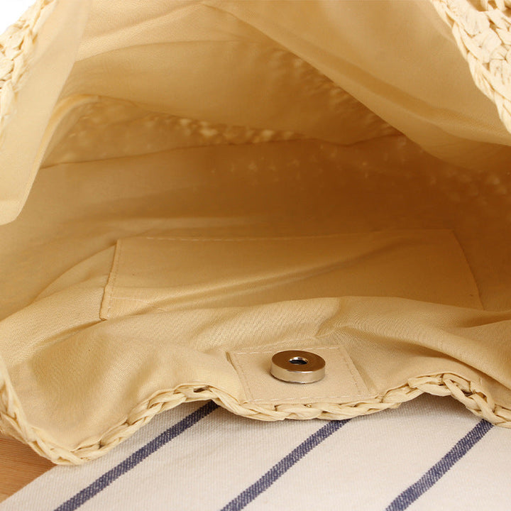 Shoulder bag made of handcrafted natural material Kalsten