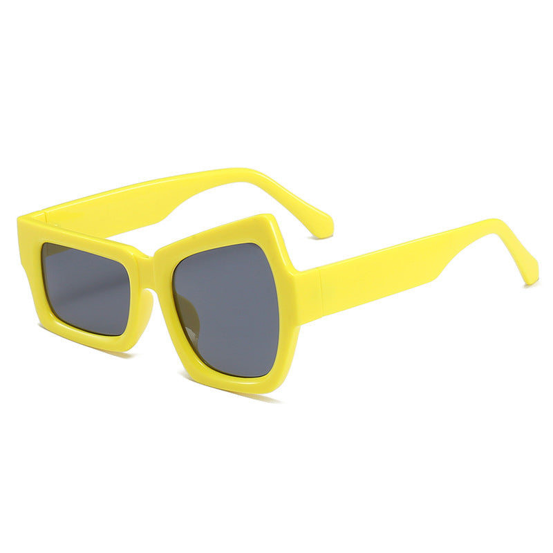 Women's square sunglasses with modern, minimalist design Kalsten