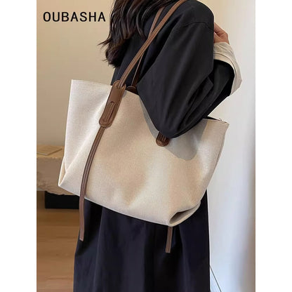 Spacious Utility Tote Acalora