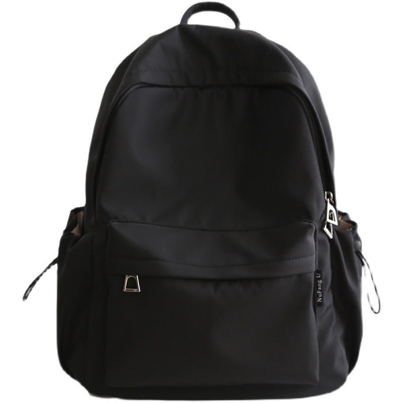 Practical backpack with innovative closure system Kalsten