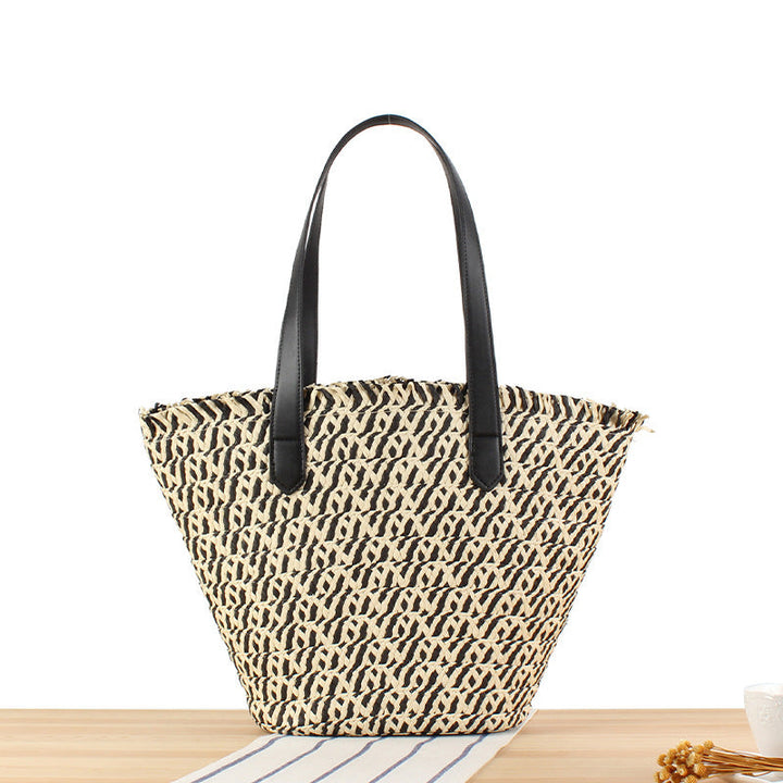 Elegant Basket Bag with Fine Pattern Kalsten