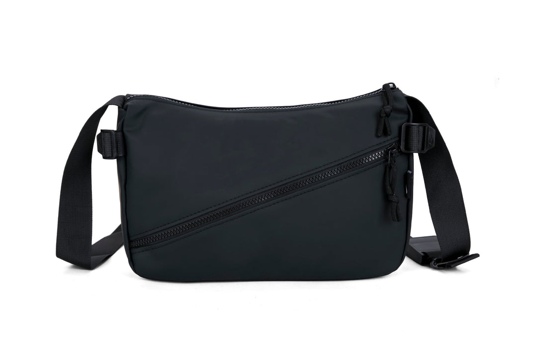 Stylish shoulder bag with adjustable shoulder strap and multifunctionally designed interior Kalsten
