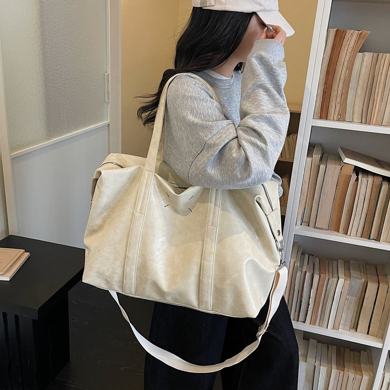 Elegant and Practical Travel Bag Kalsten