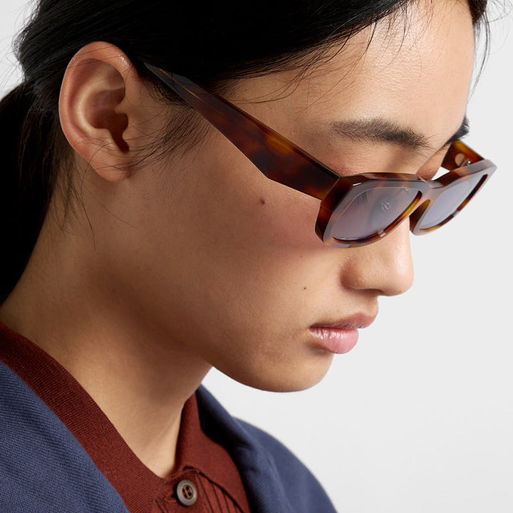 Women's fashionable sunglasses with stylish, rectangular frame Kalsten
