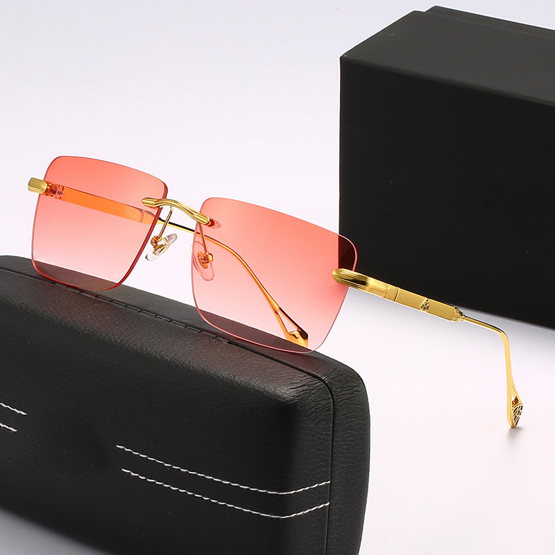 Women's fashionable square sunglasses with luxurious metal accents Kalsten