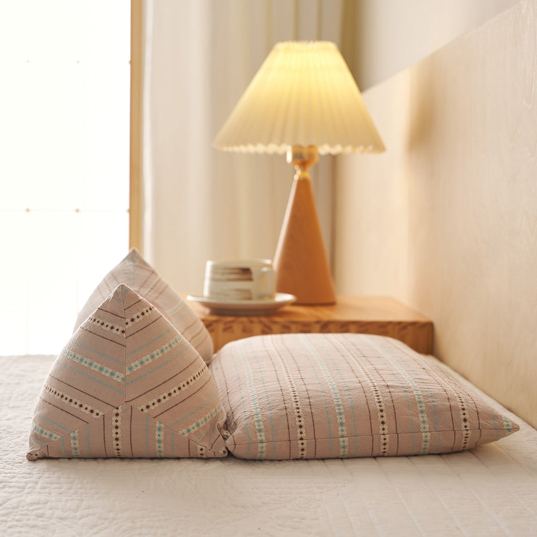 Comfortable sleeping pillows with ergonomic support Kalsten