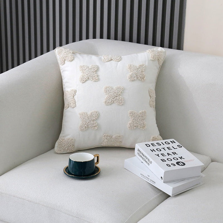 Women’s cushion cover with artistic fringe pattern Kalsten