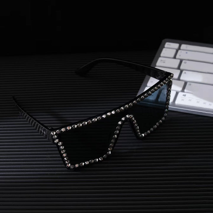 Women's Oversized Sunglasses with Modern Rectangular Frame Kalsten