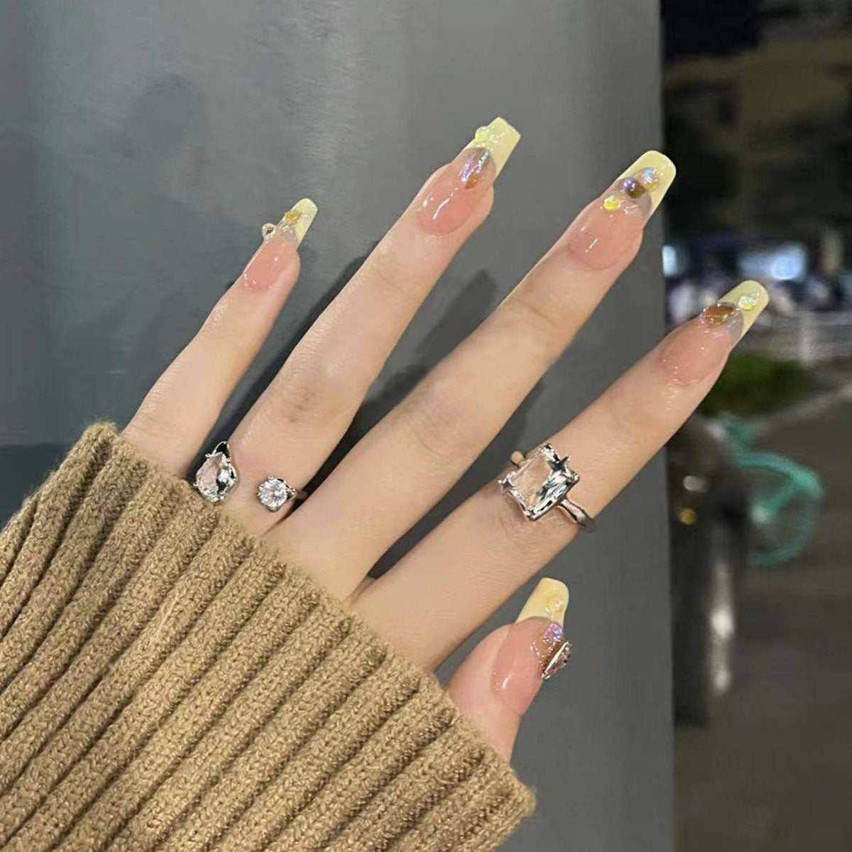 Artistic Sculpted Press-On Nails Acalora