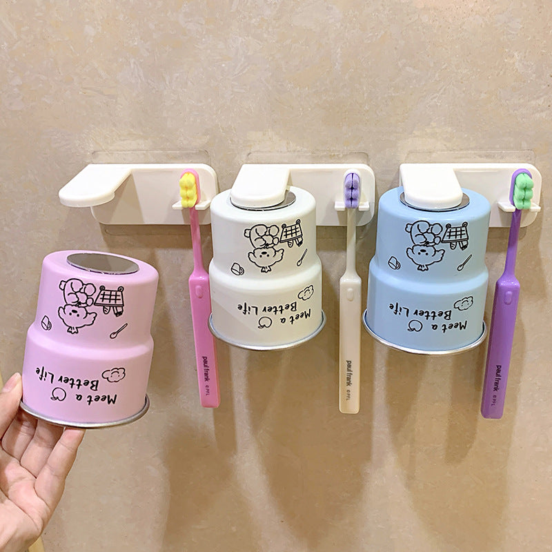 Wall-mounted toothbrush holder with cute animal design Kalsten