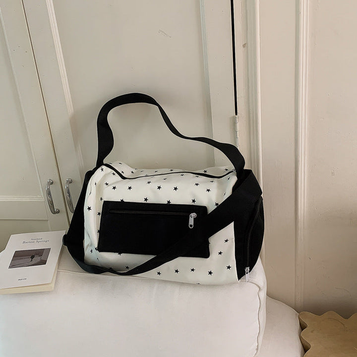 Sporty shoulder bag with practical slip pockets Kalsten