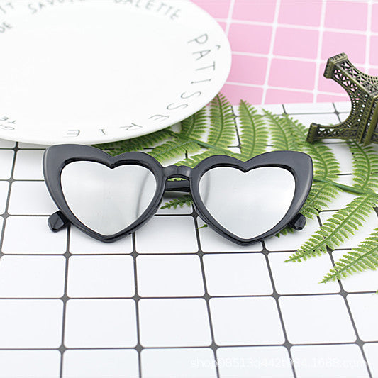 Women's Heart-Shaped Sunglasses with High-Quality UV Protection and Stylish Design Kalsten