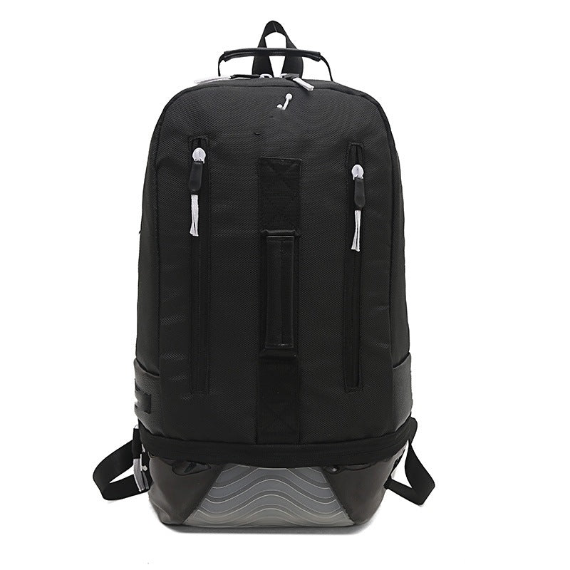 Sporty backpack with insulating bottom and water-repellent surface Kalsten