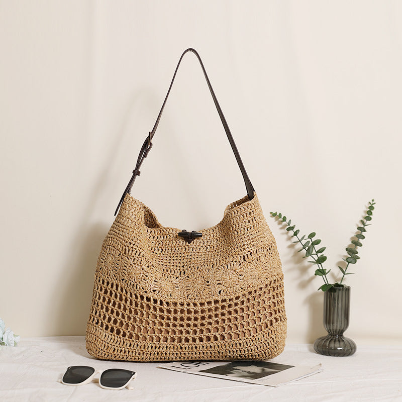 Hand-knotted shopper bag with trendy mesh design Kalsten