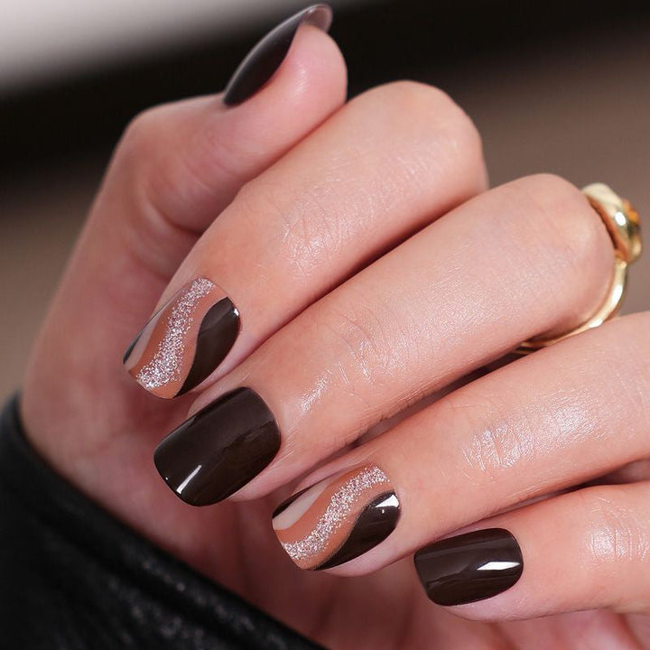 Artificial nails with modern night motif Kalsten