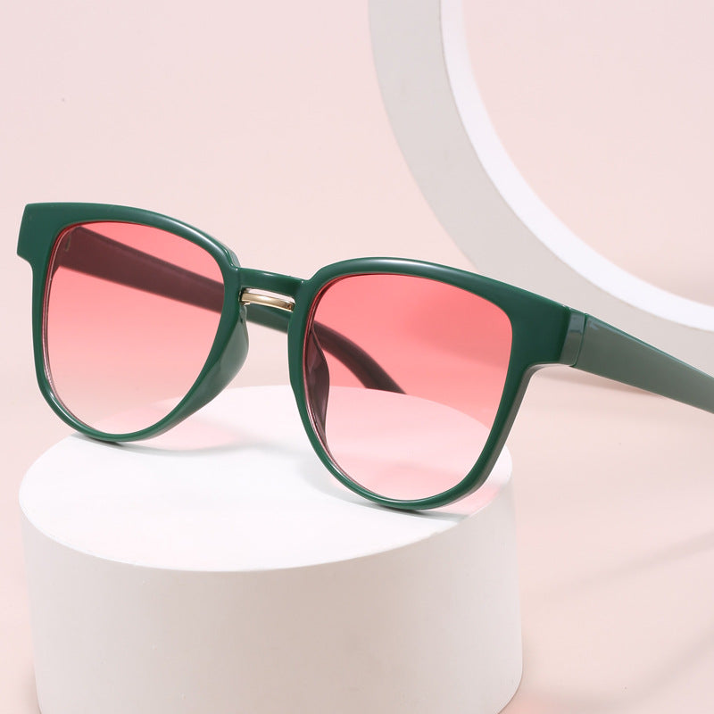 Ladies sunglasses in fashionable cat-eye style Kalsten