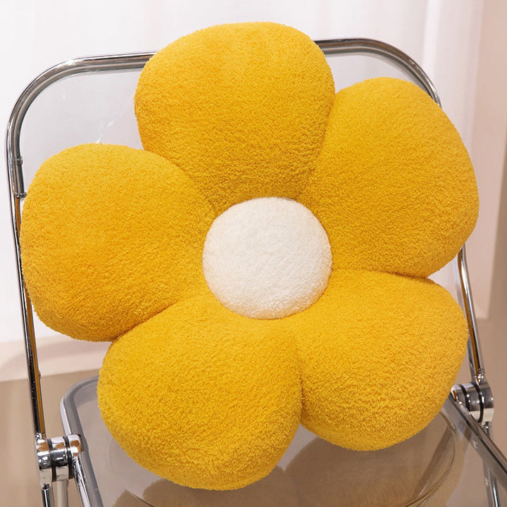 Blossom-shaped cuddle cushion Kalsten