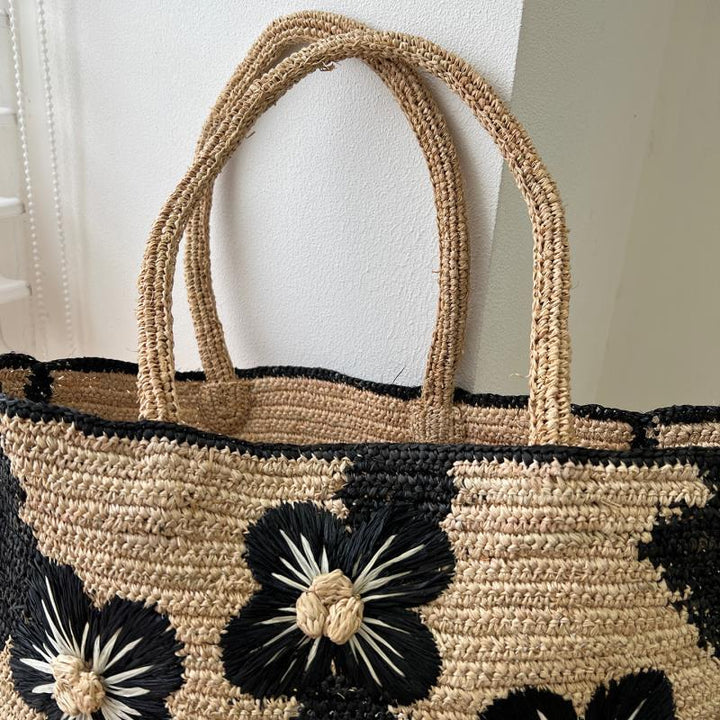 Handcrafted beach bag with floral design Kalsten