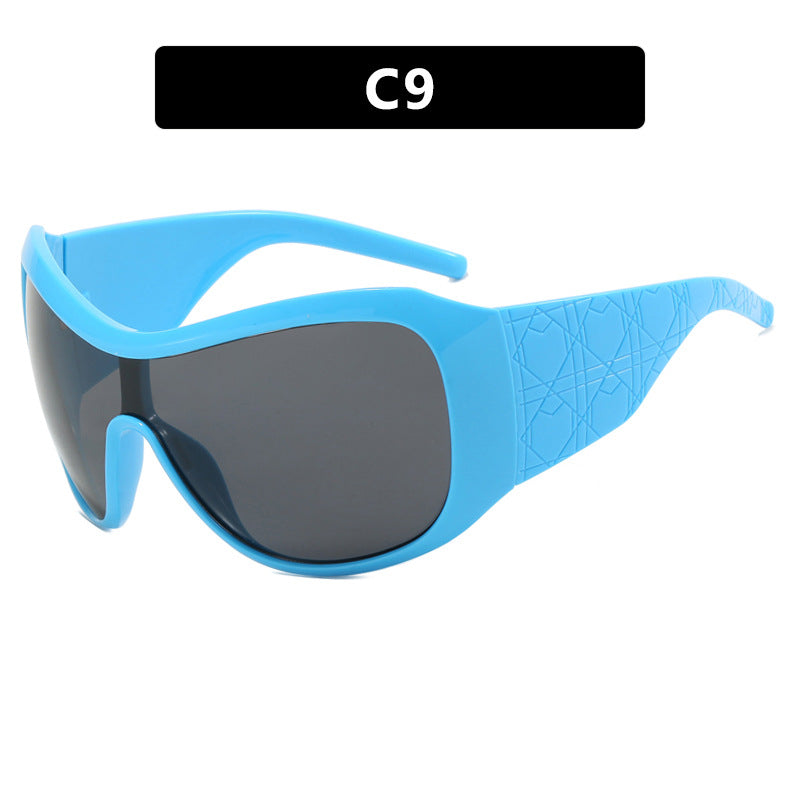 Ladies sport sunglasses with wide-protected frame and polarized lenses Kalsten