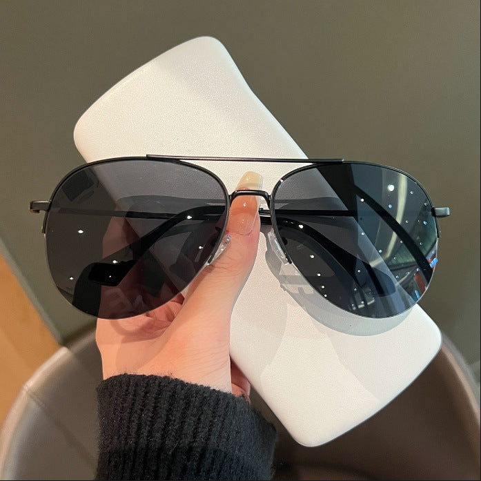 Stylish Aviator Sunglasses Kalsten
