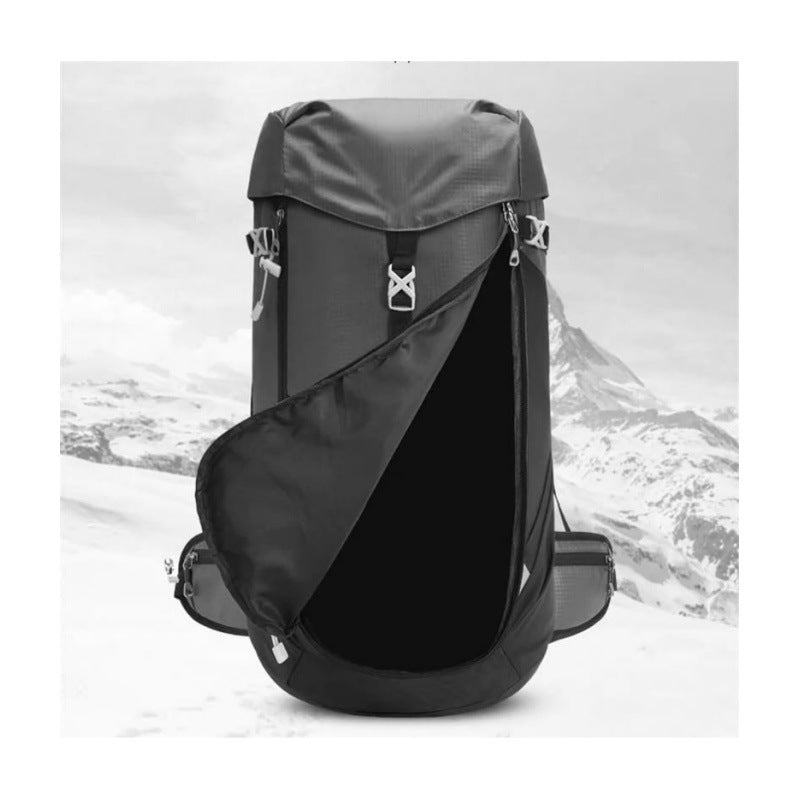 Outdoor backpack with waterproof fabric and many practical compartments Kalsten