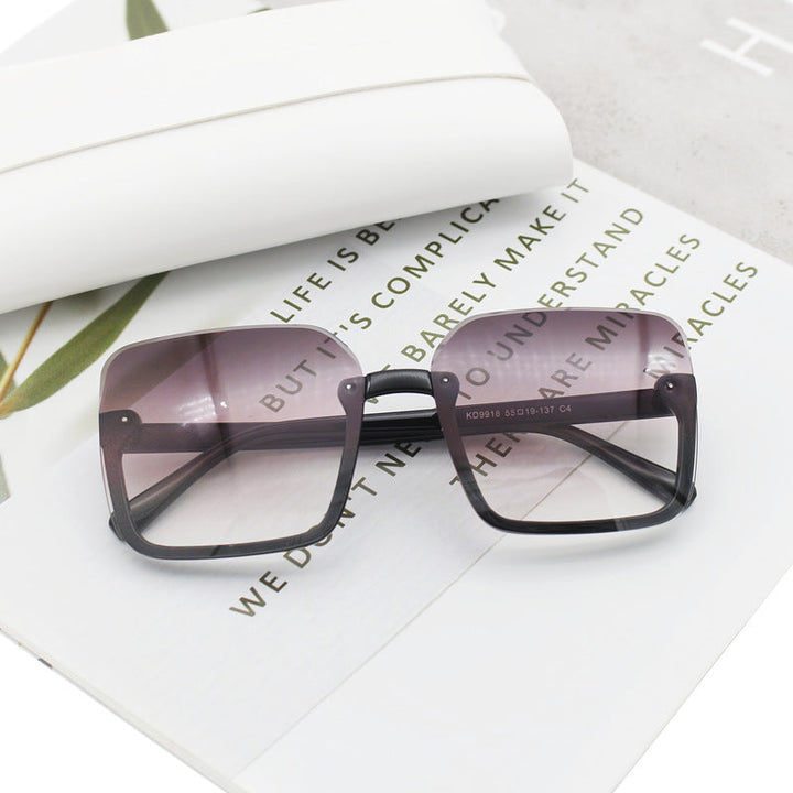 Women’s square sunglasses with extravagant leopard pattern Kalsten