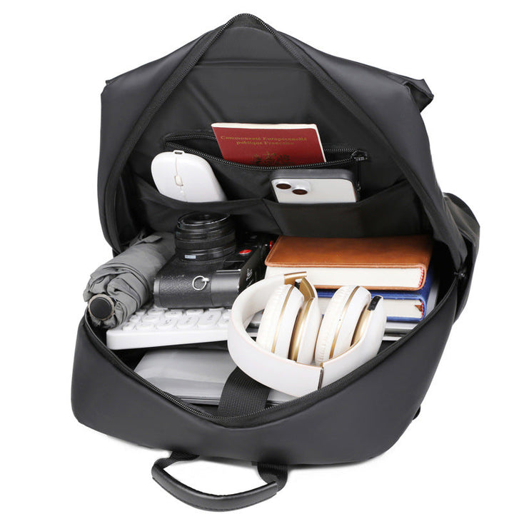 Backpack with Water-Repellent Properties From Kalsten